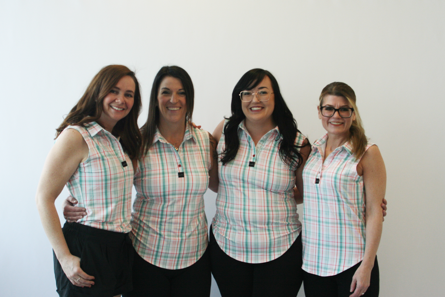 Women’s Sleeveless Golf Polo - Par Plaid