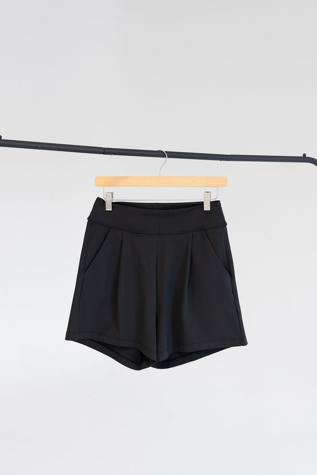 High Rise, Low Handicap Women's Pleated Golf Shorts